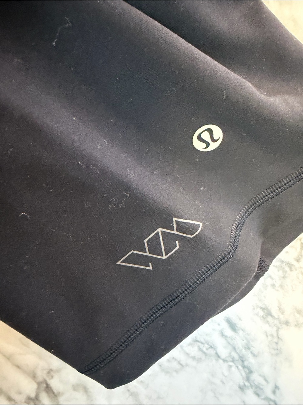 Bauer Black Lululemon High-Rise Bike Shorts with Reflective Logo - Picture 2 of 4